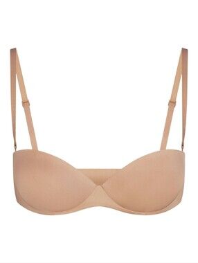 Skims Ultimate Strapless Push-Up Bra